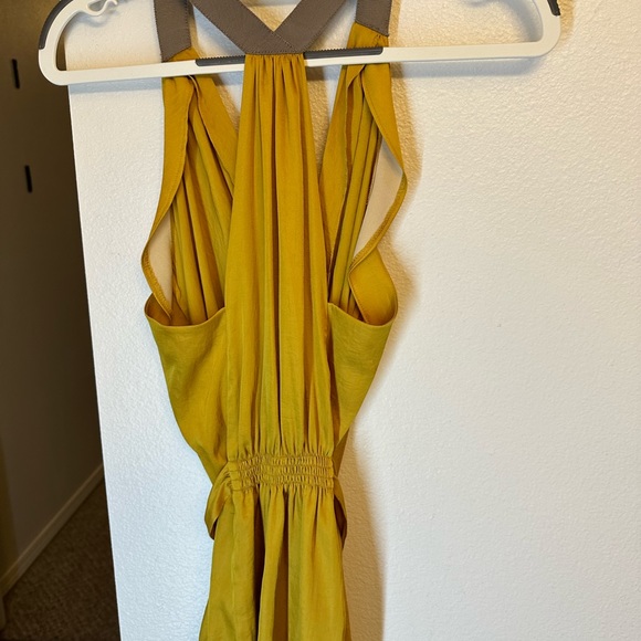 BCBGmaxazria draped halter belted top keiley - Picture 2 of 4